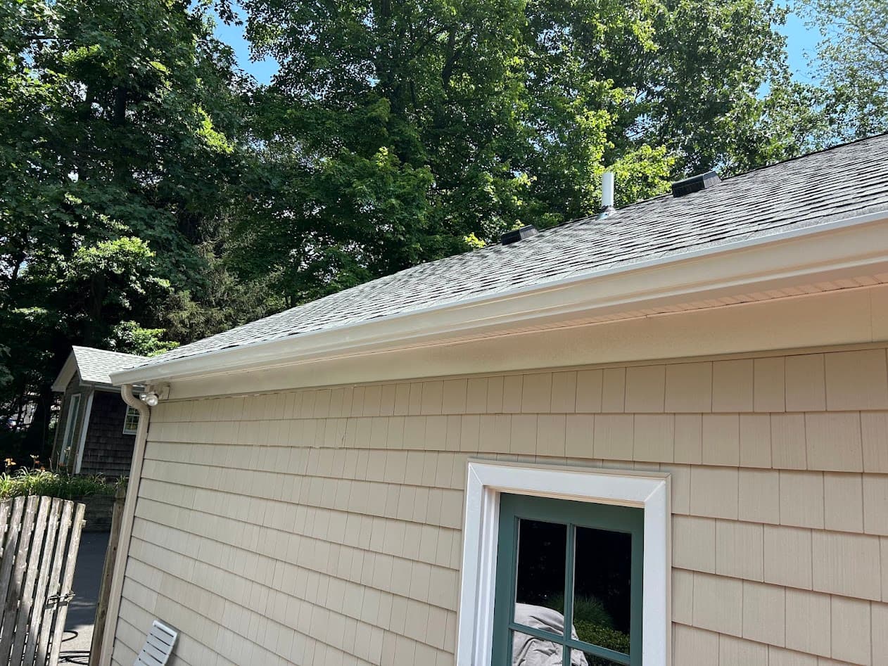 Holmdel gutter replacement project