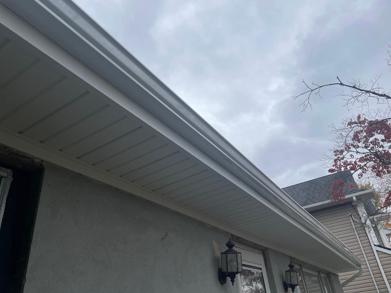 Soffit and gutter work in Eatontown, NJ