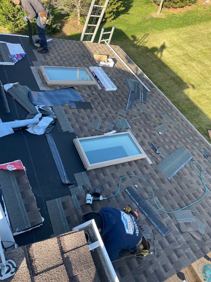 Dual skylight installation